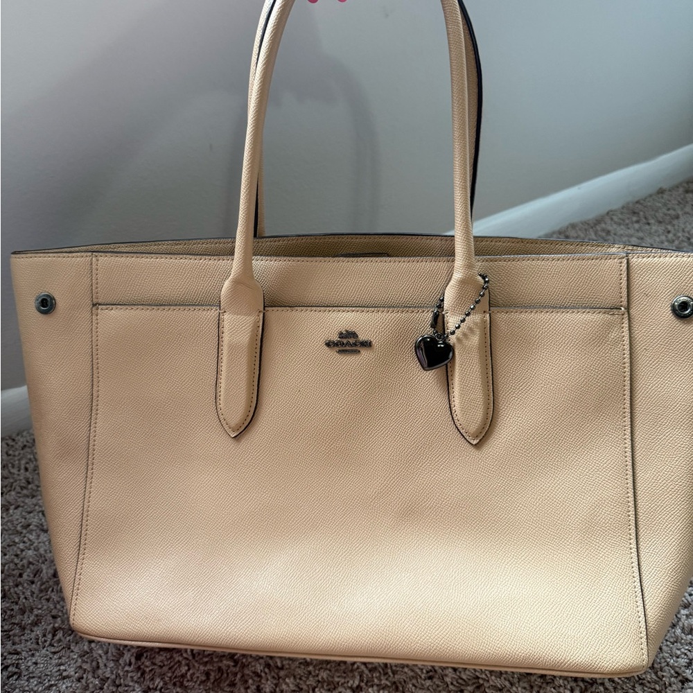Coach Bailey Carryall Tote